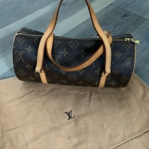 Louis Vuitton Papillon 26